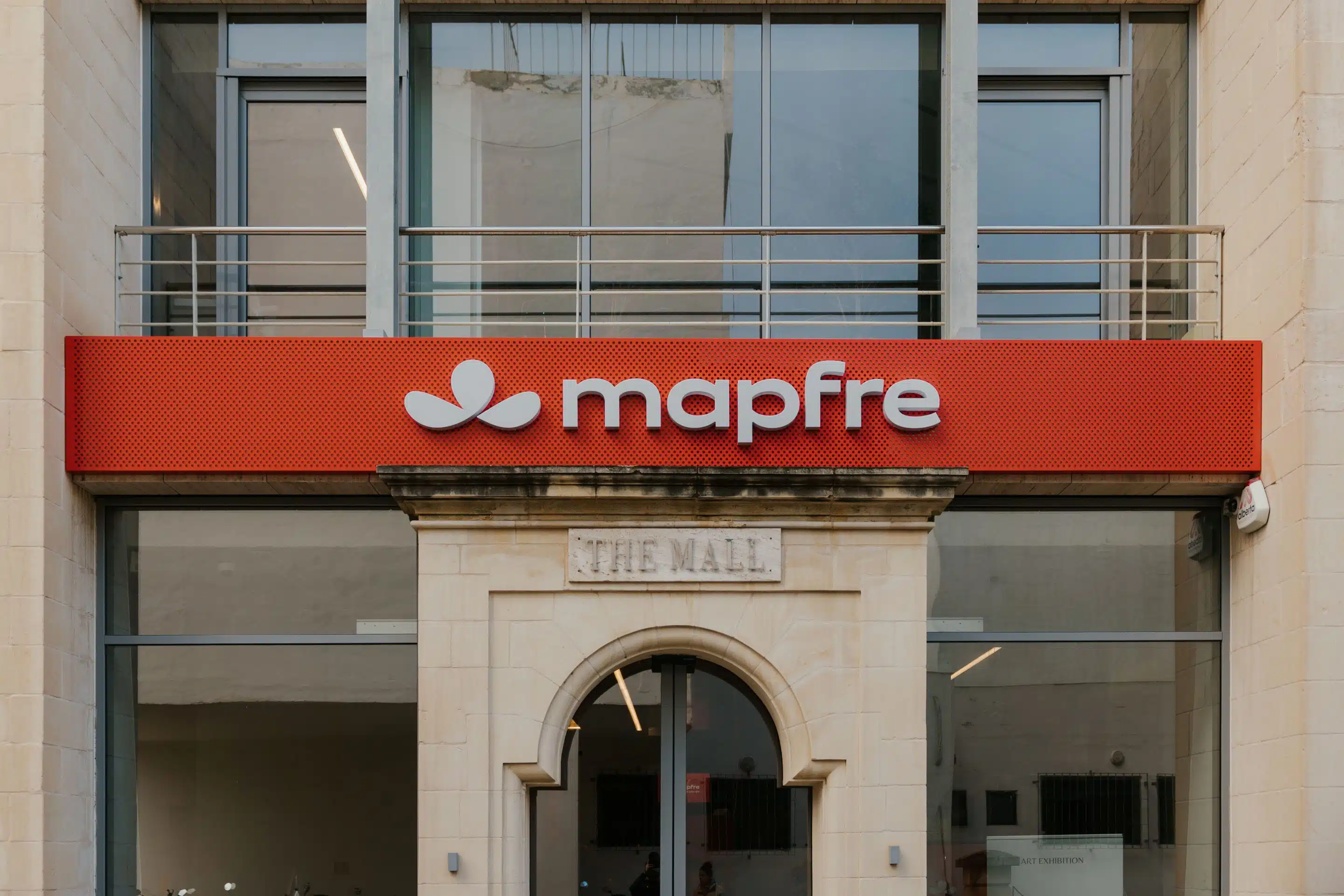 041- shaunspiteri – Mapfre rebrand 26.01.08 – medium